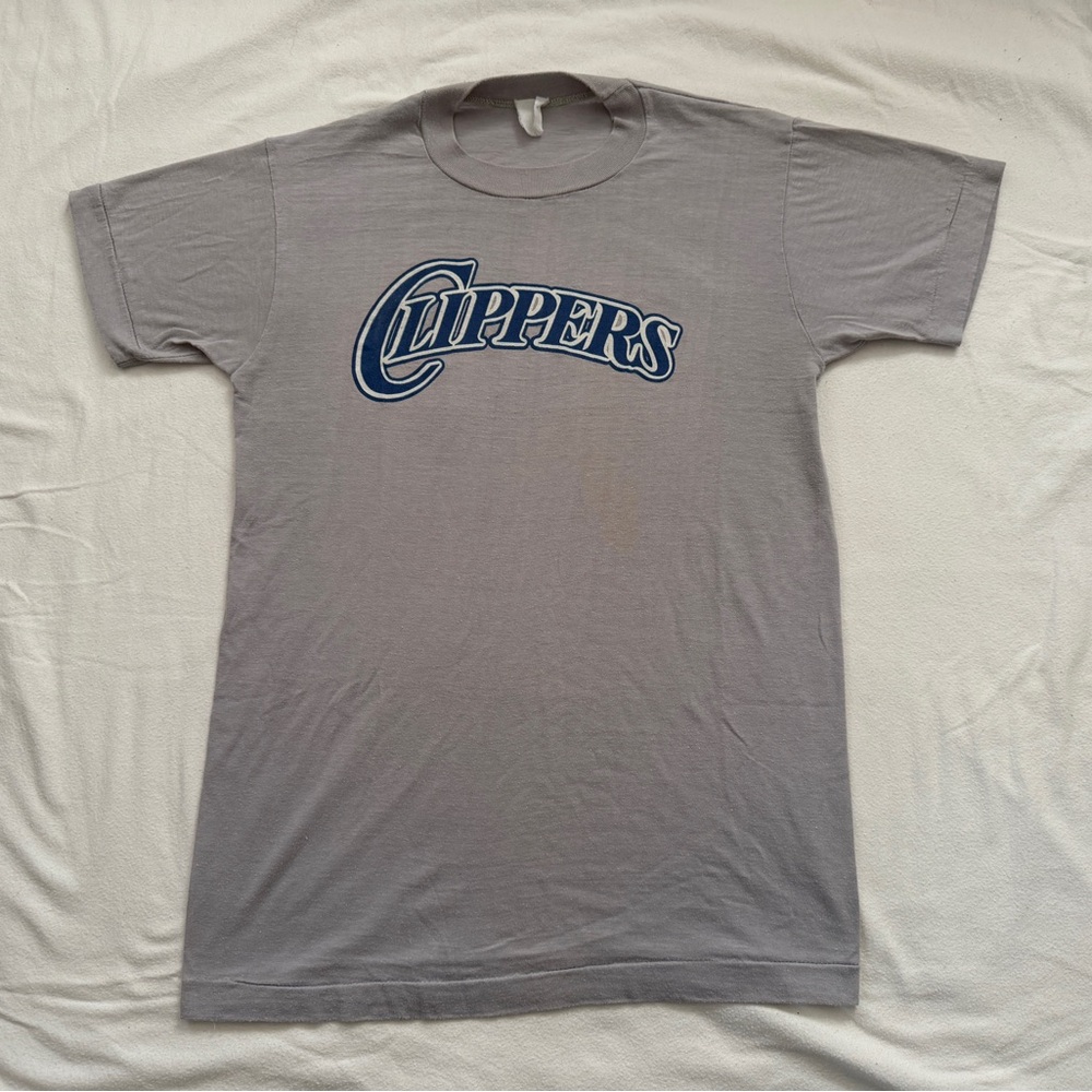Vintage Gray Clippers T-Shirt for Lenard Benoit Benjamin